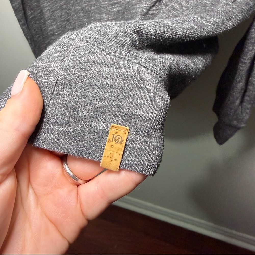 Tentree women’s Charcoal Grey Wrap Hem sustainable cotton Long Sleeve Top Size S - Picture 9 of 11